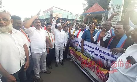 சமூக நல்லிணக்க மனித சங்கிலி போராட்டம்