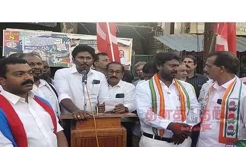 குமரி மாவட்டத்தில் சமூக நல்லிணக்கத்தை வலியுறுத்தி மனித சங்கிலி போராட்டம்