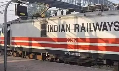 இந்திய ரெயில்வேக்கு முன்பதிவு அல்லாத ரெயில் டிக்கெட் வருவாய் கடந்த ஆண்டைவிட 6 மடங்கு அதிகம்
