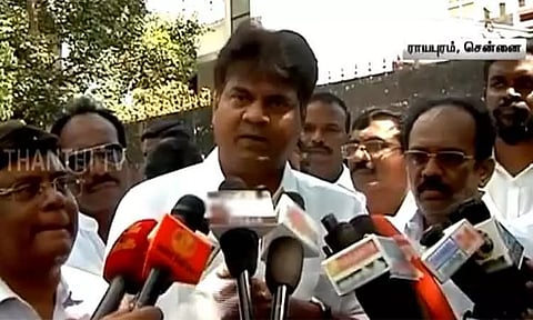 "வட இந்தியர்களை ஆங்கிலம் தெரியாதவர்களாக வைத்திருப்பதே மத்திய அரசின் எண்ணம்" - வடசென்னை எம்.பி. கலாநிதி வீராசாமி