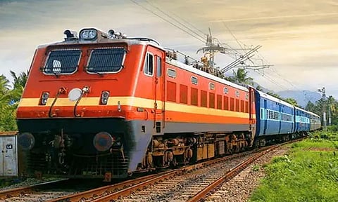 தண்டவாள பராமரிப்பு பணி: சேலம்-கோவை பயணிகள் ரெயில் இன்று முதல் ரத்து..!