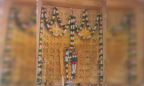 புரட்டாசி 4வது சனிக்கிழமை நிறைவு: கள்ளழகர் பெருமாள் கோவிலில் பக்தர்கள் விளக்கேற்றி தரிசனம்