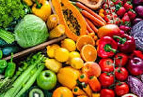 நாமக்கல் உழவர் சந்தையில் ரூ.7¾ லட்சத்துக்கு காய்கறி, பழங்கள் விற்பனை