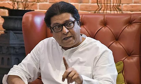 வேட்பாளரை திரும்ப பெற்ற பா.ஜனதா; பட்னாவிசுக்கு ராஜ் தாக்கரே நன்றி