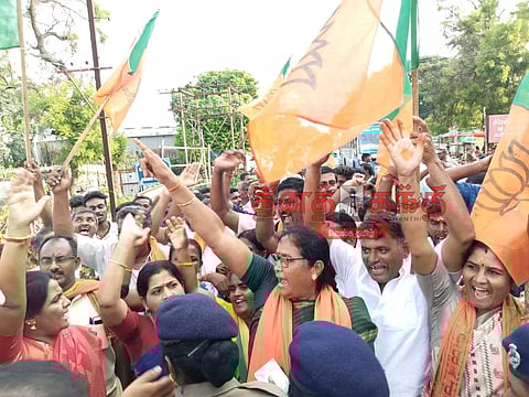 புஞ்சைபுளியம்பட்டிக்கு ஆ.ராசா எம்.பி. வருகையை கண்டித்து பா.ஜ.க. போராட்டம்