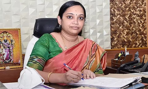 மீனவ பட்டதாரி இளைஞர்கள் குடிமைப்பணி தேர்வுக்கு பயிற்சி பெற விண்ணப்பங்கள் வரவேற்பு - காஞ்சீபுரம் மாவட்ட கலெக்டர் தகவல்