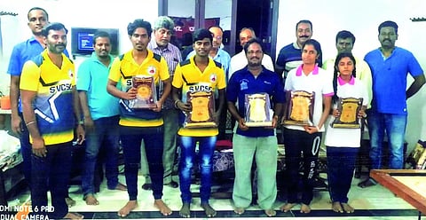 வெற்றி பெற்றவர்களுக்கு பரிசு