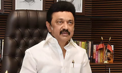 இந்திய கடற்படையினரின் துப்பாக்கிச்சூட்டில் காயமடைந்த மீனவருக்கு ரூ. 2 லட்சம் நிவாரணம் - சிறப்பான சிகிச்சை அளிக்க முதல்-அமைச்சர் உத்தரவு