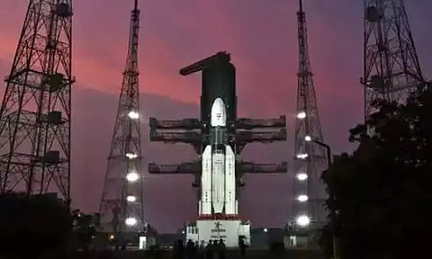 ஒரே ராக்கெட்டில் 36 செயற்கைக்கோள்களை செலுத்தும் இஸ்ரோ: கவுண்ட்டவுன் இன்றிரவு தொடக்கம்