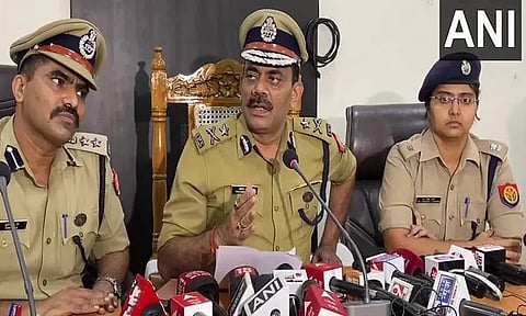 டெல்லி பெண்ணின் கற்பழிப்பு விவகாரத்தில் திடீர் திருப்பம்; நிலத்தகராறில் 5 பேரை சிக்க வைக்க நாடகம் அரங்கேற்றியது அம்பலம்