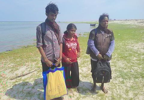 ஒரே குடும்பத்தை சேர்ந்த 3 பேர் மீட்பு