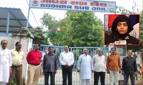 நாங்கள் அப்பாவிகள் ஏனெனில் இந்துக்கள்... பில்கிஸ் பானு வீட்டின் முன் பட்டாசு கடை போட்ட குற்றவாளிகள்