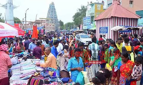 பூக்களின் விலை 3 மடங்கு உயர்வு