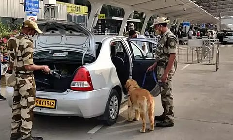 கோவை கார் வெடி விபத்து எதிரொலி - சென்னை விமான நிலையத்தில் 5 அடுக்கு பாதுகாப்பு