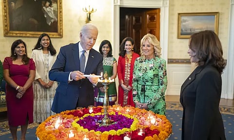 வெள்ளை மாளிகையில் தீபாவளி கொண்டாட்டம்; தெற்காசிய மக்களை வெகுவாக புகழ்ந்த பைடன்