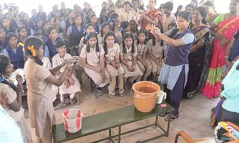 கை கழுவுதல் தின விழிப்புணர்வு