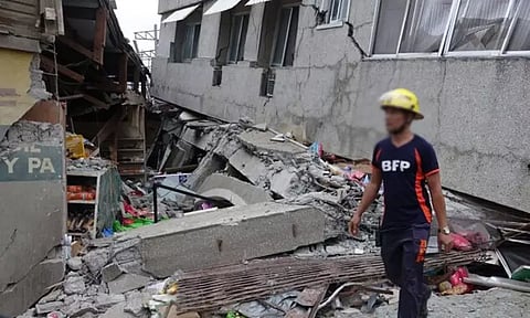 பிலிப்பைன்சை உலுக்கிய பயங்கர நிலநடுக்கம்: விமான நிலையம் சேதம்; பலர் படுகாயம்