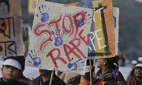 வேலை வழங்குவதாக கூறி 20க்கும் மேற்பட்ட பெண்களை பாலியல் பலாத்காரம் செய்த அந்தமான் தலைமைச் செயலாளர்