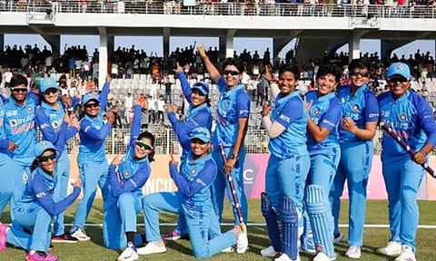 ஆண்கள் அணிக்கு நிகராக மகளிர் அணிக்கும் ஊதியம்: பிசிசிஐ அறிவிப்பு