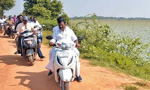 ஆவடி மாநகராட்சி பகுதிகளில் வெள்ள தடுப்பு பணிகளை அமைச்சர் நாசர் ஆய்வு