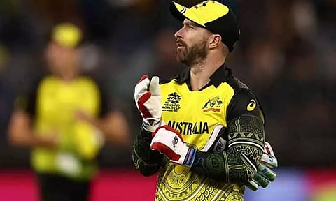 ஆஸ்திரேலிய அணியின் விக்கெட் கீப்பர் மேத்யூ வேட் கொரோனாவால் பாதிப்பு