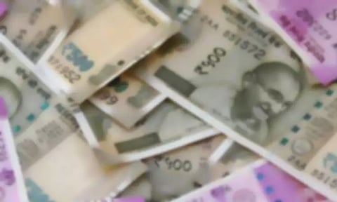 கேரளாவை சேர்ந்த நபரிடமிருந்து பாகிஸ்தானில் அச்சடிக்கப்பட்ட 500 ரூபாய் கள்ள நோட்டுகள் பறிமுதல்!