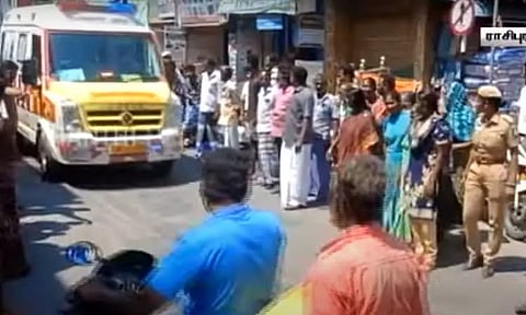 குடிநீர் வழங்காததைக் கண்டித்து சாலை மறியல் - 108 ஆம்புலன்சுக்காக மறியலை கைவிட்ட பொதுமக்கள்