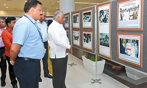 சென்னை விமான நிலையத்தில் சர்தார் வல்லபாய் பட்டேல் வாழ்க்கை வரலாறு கண்காட்சி