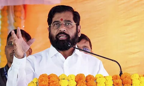 சிவசேனா, காங்கிரஸ், தேசியவாத காங்கிரசை சேர்ந்த 25 தலைவர்களின் பாதுகாப்பு ரத்து - மராட்டிய அரசு அதிரடி