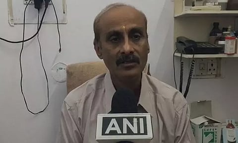 இந்திய மருத்துவ கூட்டமைப்பின் ஆண்டு கூட்டத்தில் மருத்துவர்கள் இடையே அடிதடி, மோதல்; பரபரப்பு வீடியோ