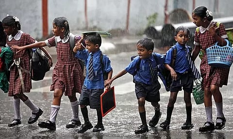 திருப்பத்தூர் மாவட்டத்தில் 1 முதல் 8-ம் வகுப்பு வரையிலான பள்ளி மாணவர்களுக்கு இன்று விடுமுறை