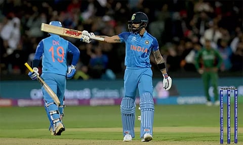 வங்காளதேசத்திற்கு எதிரான ஆட்டத்தில் இந்தியா 184 ரன்கள் குவிப்பு