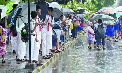 சென்னை: அசோக் நகர் அரசு பெண்கள் மேல்நிலைப்பள்ளிக்கு விடுமுறை