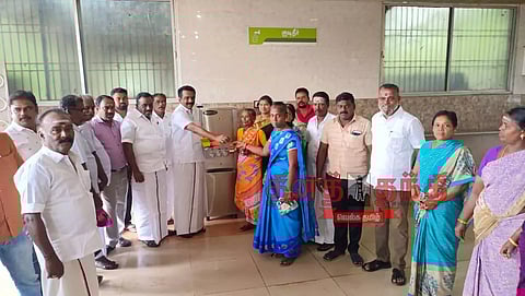 அம்மா உணவகத்திற்கு சுத்திகரிக்கப்பட்ட குடிநீர்