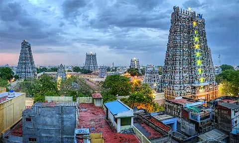 சந்திர கிரகணம்: மதுரை மீனாட்சி அம்மன் கோவிலில் 8-ந்தேதி நடை அடைப்பு