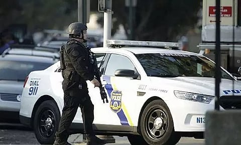 அமெரிக்காவில் மதுபான பாரில் துப்பாக்கி சூடு; 12 பேர் காயம்: அதிபர் பைடன் வேதனை