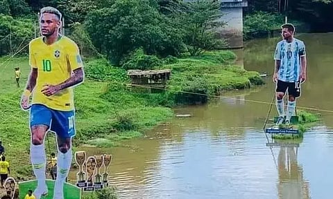 மெஸ்சி, நெய்மருக்கு ஆற்றுக்குள் வைக்கப்பட்ட கட் அவுட்களை அகற்ற உத்தரவு..!