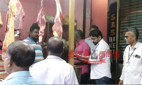 கடைகளில் 15 கிலோ பிளாஸ்டிக் பைகள் பறிமுதல்