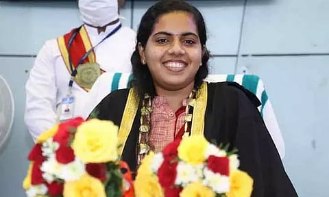 திருவனந்தபுரம் மாநகராட்சி பணியிடங்களை நிரப்புவதில் முறைகேடா? கடிதம் வெளியானது குறித்து மேயர் ஆர்யா ராஜேந்திரன் விளக்கம்