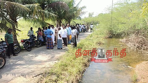 விவசாயிகளுடன், அதிகாரிகள் நடத்திய பேச்சுவார்த்தையில் உடன்பாடு