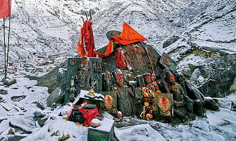 மலை உச்சியில் பைரவர்