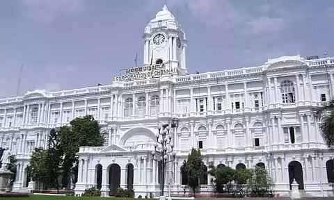 கால்வாய்களில் குப்பைகளை கொட்டினால் கடும் நடவடிக்கை - சென்னை மாநகராட்சி அதிரடி