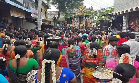 கூமாபட்டி முத்தாலம்மன் கோவில் தேரோட்டம்