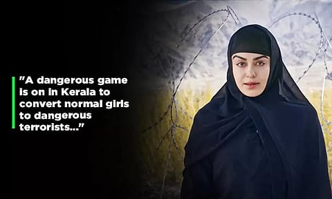 32,000 சிறுமிகள் மதமாற்றம்: பரபரப்பை கிளப்பும் 'தி கேரளா ஸ்டோரி'