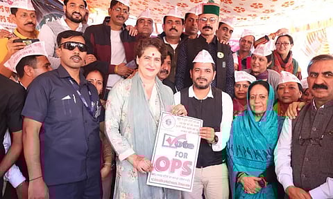 இமாசல பிரதேசத்தில் பழைய ஓய்வூதியத் திட்டம் மீண்டும் அமல்படுத்தப்படும் - பிரியங்கா காந்தி