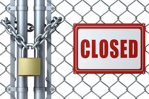 பிளாஸ்டிக் பொருட்கள் தயாரித்த 17 தொழிற்சாலைகள் மூடப்பட்டன