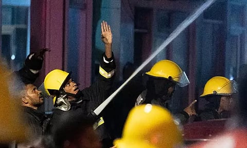 மாலத்தீவு அடுக்குமாடி குடியிருப்பில் பயங்கர தீ விபத்து 9 இந்தியர்கள் உடல் கருகி பலி