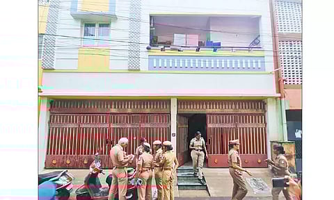 சென்னை, கோவை, திருப்பூர் உள்பட 43 இடங்களில் என்.ஐ.ஏ. அதிகாரிகள் சோதனை