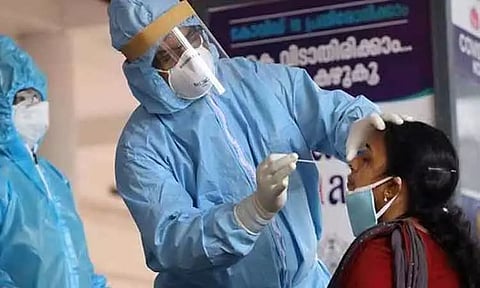 இந்தியாவில் கடந்த 24 மணி நேரத்தில் 842 பேருக்கு கொரோனா