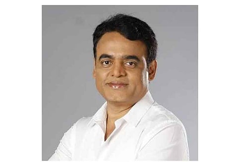 கெம்பேகவுடா சிலை திறப்பு விழா: முன்னாள் முதல்-மந்திரிகளுக்கு அழைப்பு விடுத்தோம் - மந்திரி அஸ்வத் நாராயண் பேட்டி